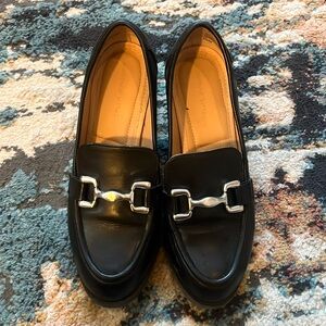 Lightly used Adrienne Vittadini black platform slip on loafers size 7.5